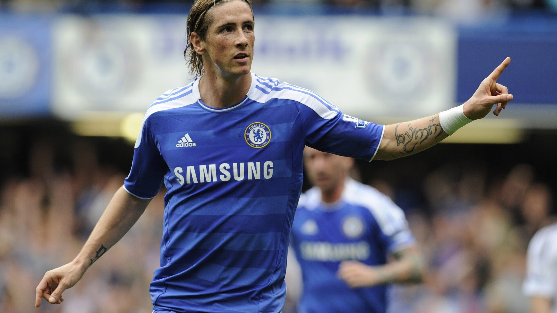 NBA总决赛之夜,伊布彻底打爆防线,当足球巨星降临篮球圣殿